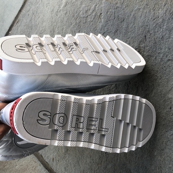 Sorel | Joan of Arctic Next Lite Mid Puffy Boot | Pure Silver 10.5 - Picture 8 of 12